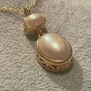 Double Pearl Drop Pendant Necklace 18” Chain